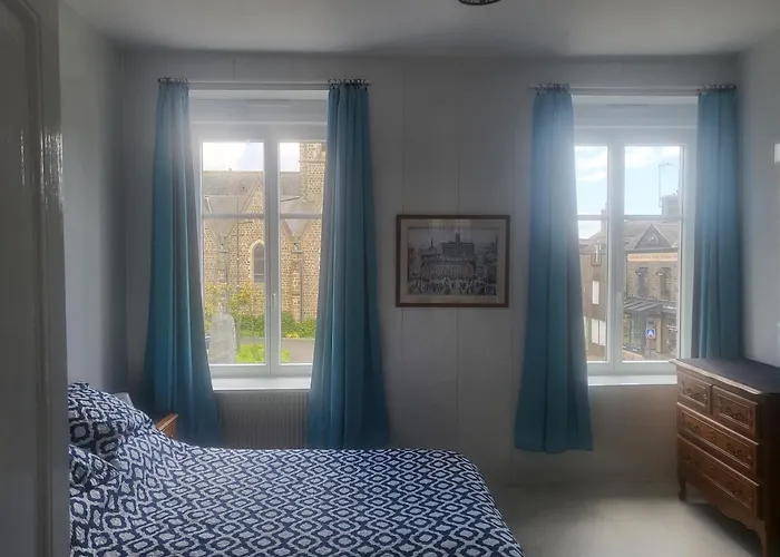 Number 17 * Fougerolles-du-Plessis